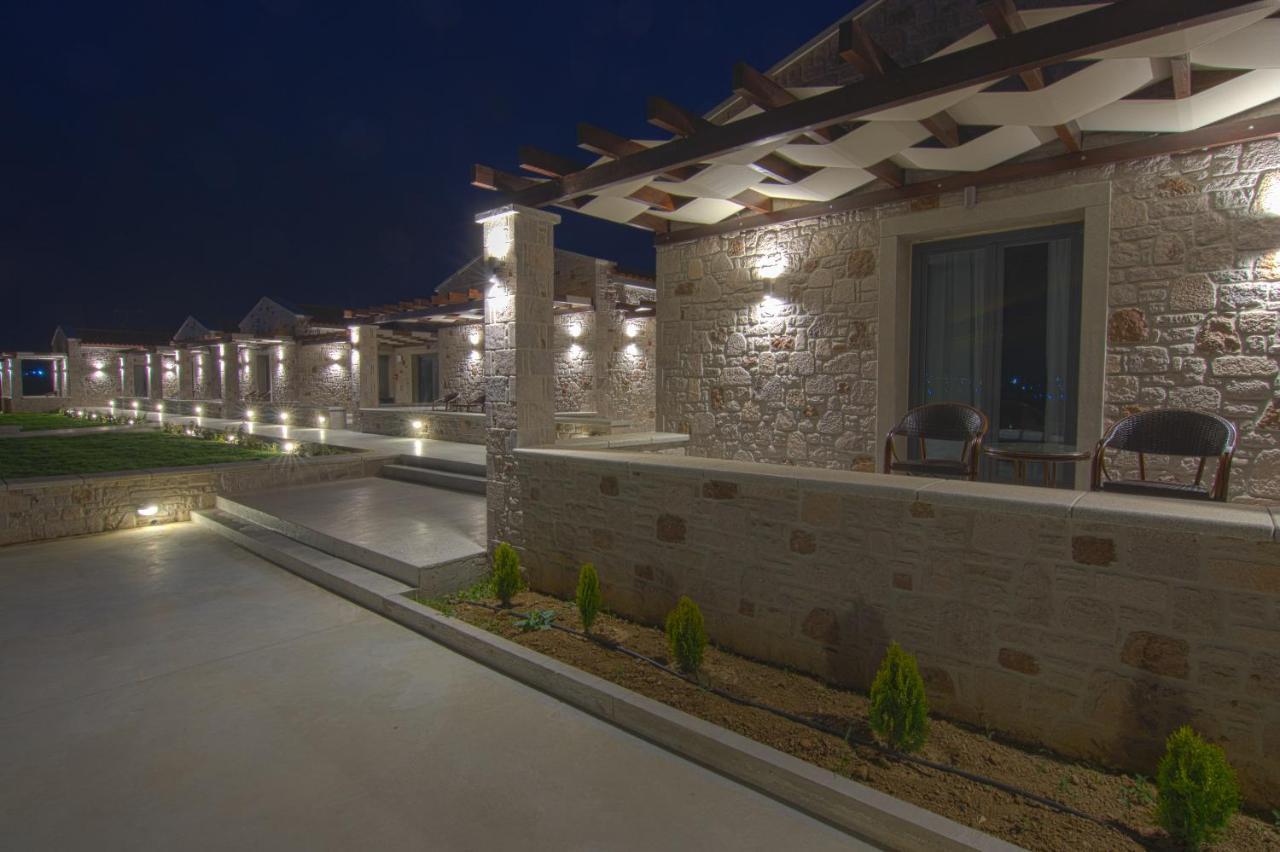 Onar Limnos II Luxury Apartments モウドロス エクステリア 写真