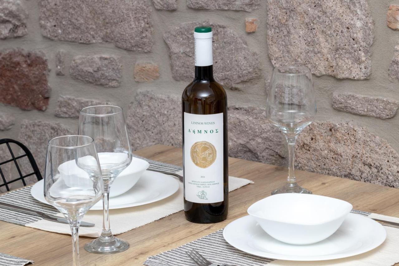 Onar Limnos II Luxury Apartments モウドロス エクステリア 写真