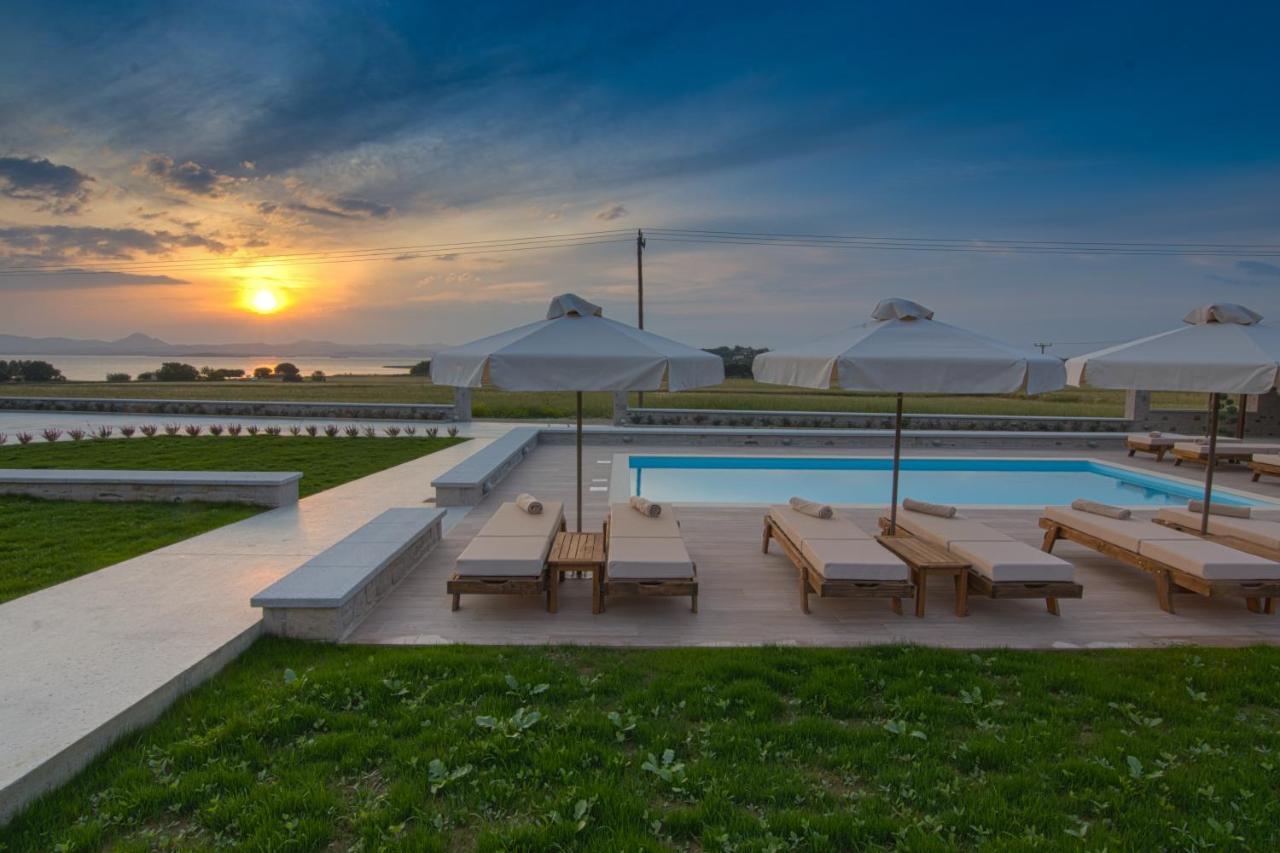 Onar Limnos II Luxury Apartments モウドロス エクステリア 写真