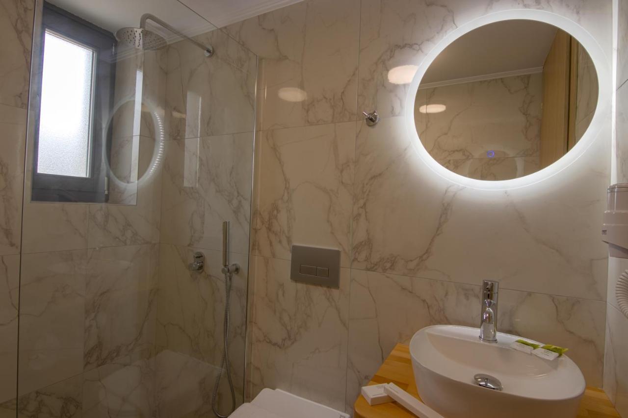 Onar Limnos II Luxury Apartments モウドロス エクステリア 写真